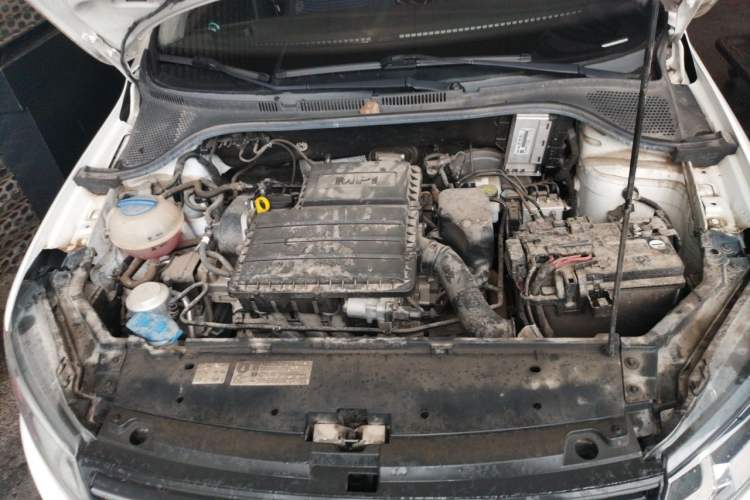 Used Volkswagen Santana 2019 1.5L Manual Fashion Edition China VI Standard Engine Bay
