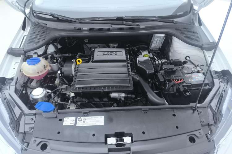 Used Volkswagen Santana 2019 1.5L Automatic Fashion Edition China VI Engine Bay