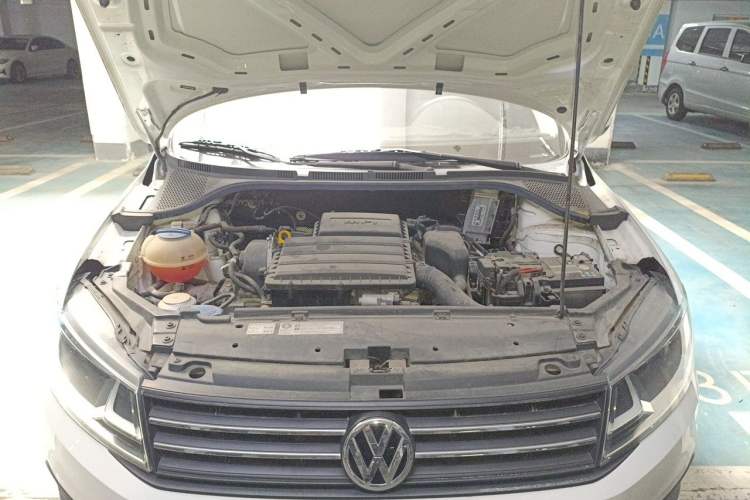 Used Volkswagen Santana 2019 1.5L Manual Fashion Edition China VI Standard Engine Bay