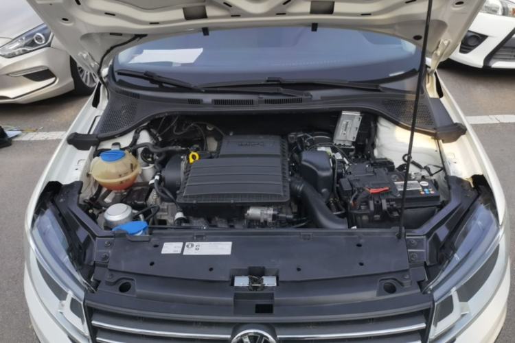 Used Volkswagen Santana 2019 1.5L Automatic Fashion Edition China VI Engine Bay