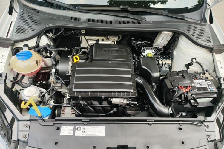 Used Volkswagen Santana 2019 1.5L Manual Fashion Edition China VI Standard Engine Bay