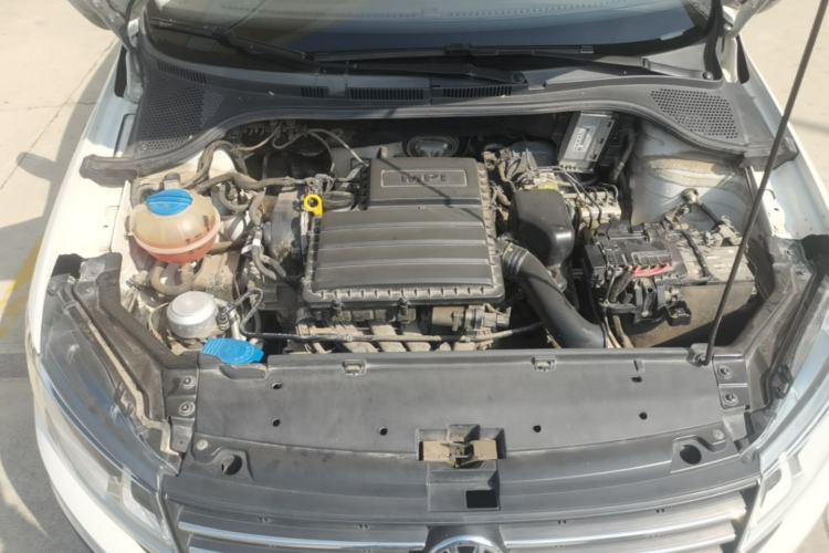 Used Volkswagen Santana 2019 1.5L Manual Fashion Edition China VI Standard Engine Bay