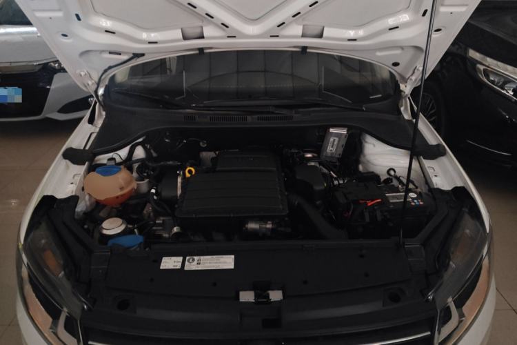 Used Volkswagen Santana 2019 1.5L Automatic Fashion Edition China VI Engine Bay