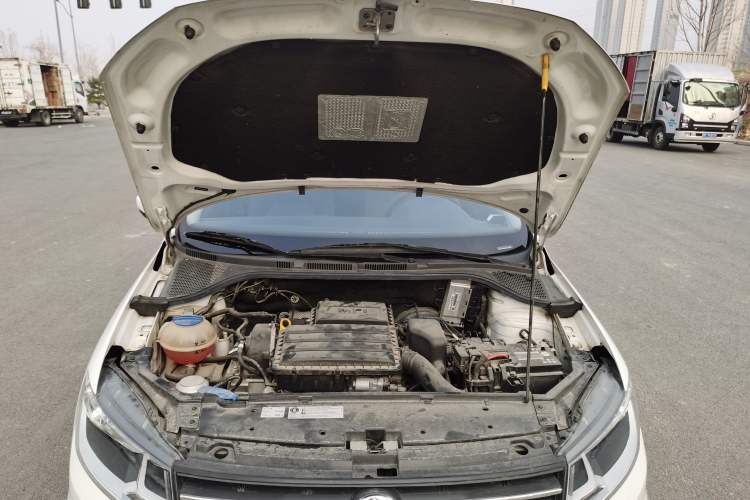 Used Volkswagen Santana 2019 1.5L Manual Fashion Edition China VI Standard Engine Bay