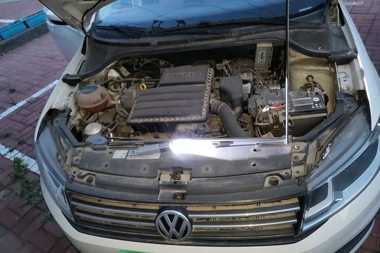 Used Volkswagen Santana 2019 1.5L Manual Fashion Edition China VI Standard Engine Bay