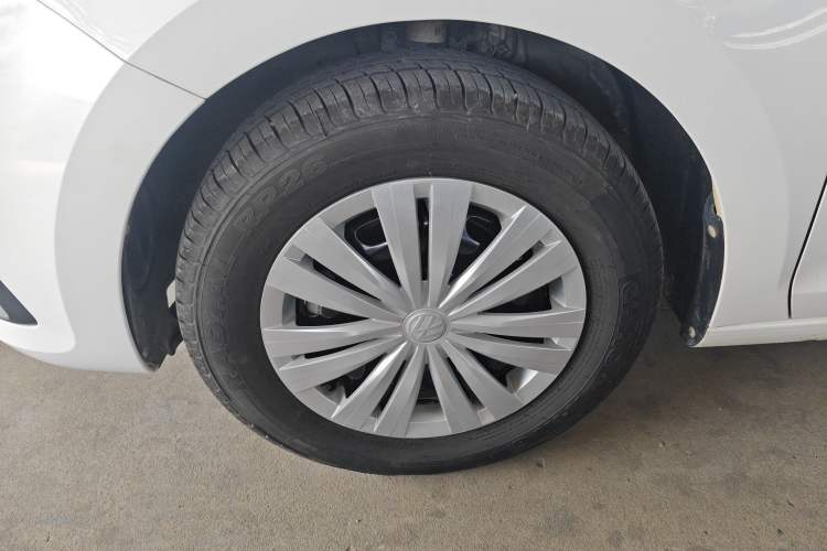Used Volkswagen Santana 2019 1.5L Manual Fashion Edition China VI Standard Exterior 4