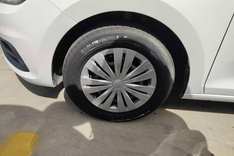 Used Volkswagen Santana 2019 1.5L Automatic Fashion Edition China VI Exterior 4