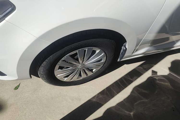 Used Volkswagen Santana 2019 1.5L Automatic Fashion Edition China VI Exterior 4