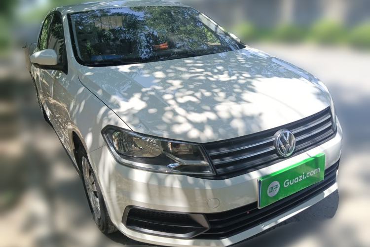 Used Volkswagen Santana 2019 1.5L Manual Fashion Edition China VI Standard Front Right 45 Deg