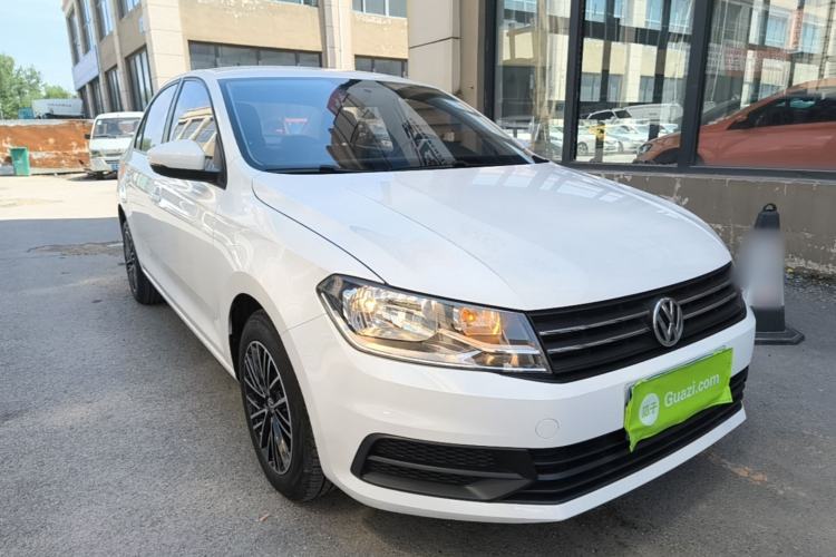 Used Volkswagen Santana 2019 1.5L Manual Fashion Edition China VI Standard Front Right 45 Deg