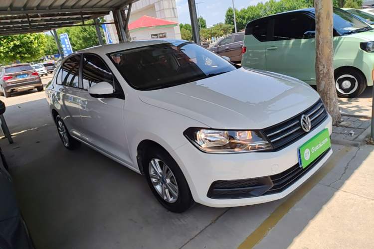 Used Volkswagen Santana 2019 1.5L Manual Fashion Edition China VI Standard Front Right 45 Deg