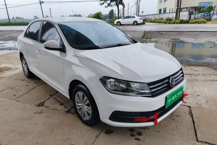 Used Volkswagen Santana 2019 1.5L Manual Fashion Edition China VI Standard Front Right 45 Deg