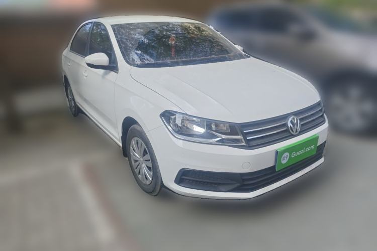 Used Volkswagen Santana 2019 1.5L Manual Fashion Edition China VI Standard Front Right 45 Deg