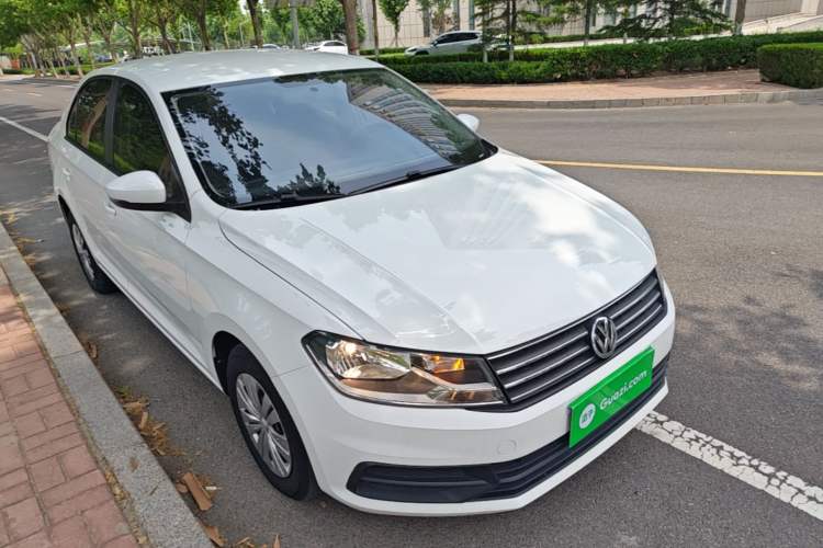 Used Volkswagen Santana 2019 1.5L Manual Fashion Edition China VI Standard Front Right 45 Deg