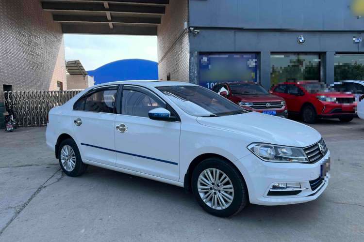 Used Volkswagen Santana 2019 1.5L Automatic Comfort Edition China VI Standard Front Right 45 Deg