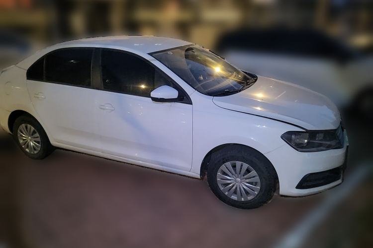 Used Volkswagen Santana 2019 1.5L Manual Fashion Edition China VI Standard Front Right 45 Deg