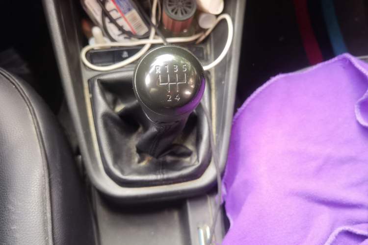 Used Volkswagen Santana 2019 1.5L Manual Fashion Edition China VI Standard Gear Lever