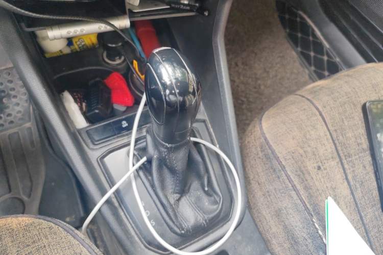 Used Volkswagen Santana 2019 1.5L Automatic Fashion Edition China VI Gear Lever