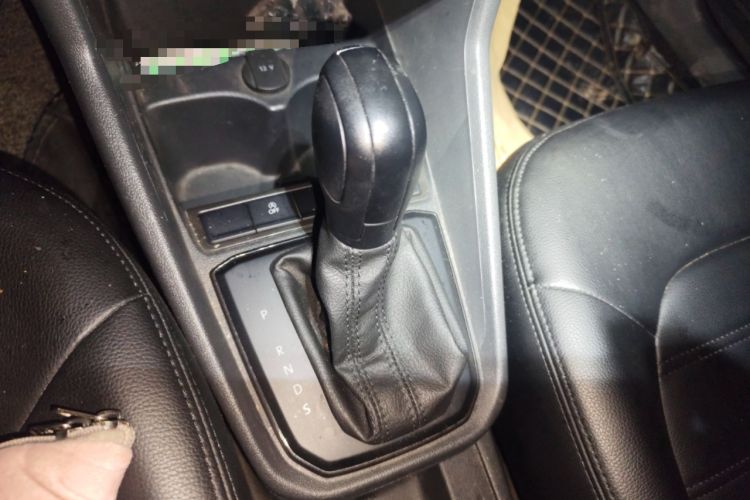Used Volkswagen Santana 2019 1.5L Automatic Fashion Edition China VI Gear Lever