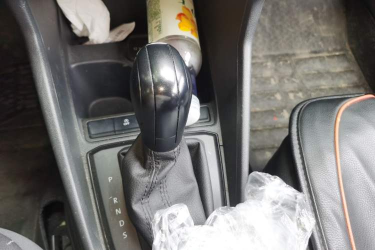 Used Volkswagen Santana 2019 1.5L Automatic Fashion Edition China VI Gear Lever