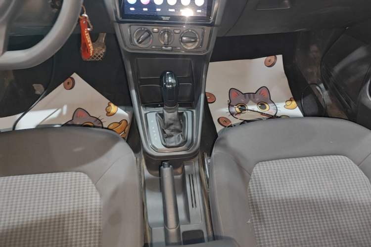 Used Volkswagen Santana 2019 1.5L Automatic Fashion Edition China VI Gear Lever