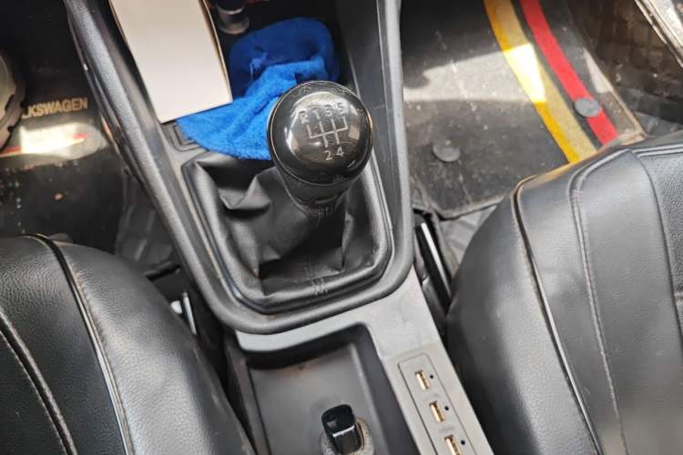 Used Volkswagen Santana 2019 1.5L Manual Fashion Edition China VI Standard Gear Lever