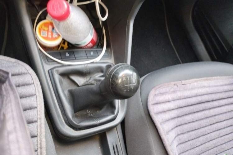 Used Volkswagen Santana 2019 1.5L Manual Fashion Edition China VI Standard Gear Lever