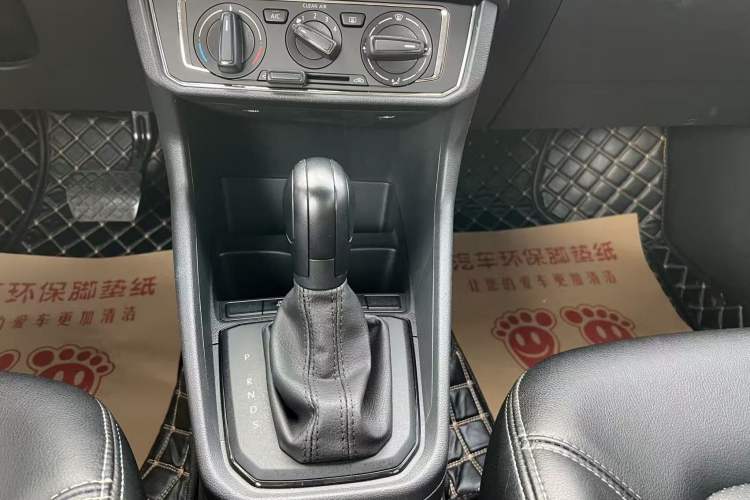 Used Volkswagen Santana 2019 Haona 1.5L Automatic Fashion Edition China VI Standard Gear Lever