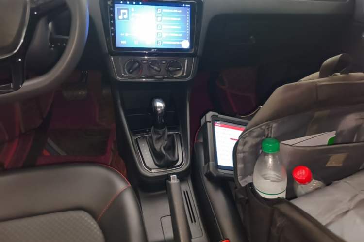 Used Volkswagen Santana 2019 Haval H6 1.5L Automatic Comfort Edition China VI Standard Gear Lever