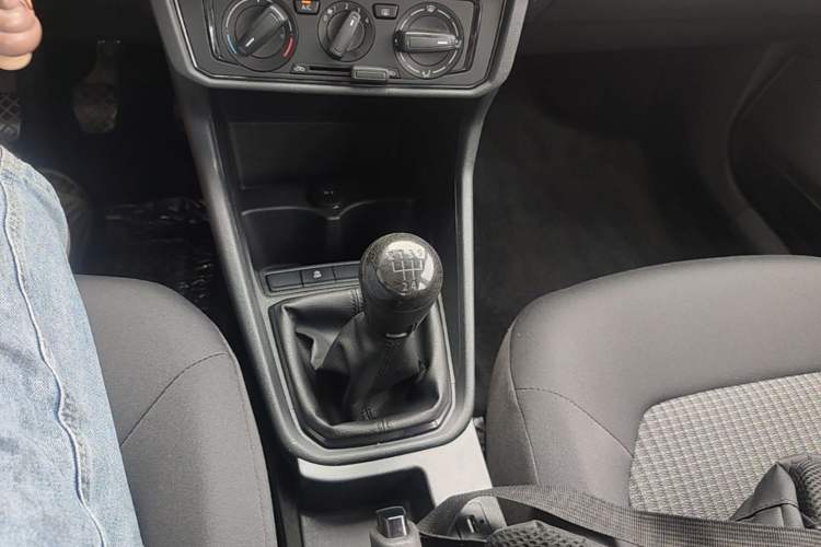 Used Volkswagen Santana 2019 1.5L Manual Fashion Edition China VI Standard Gear Lever