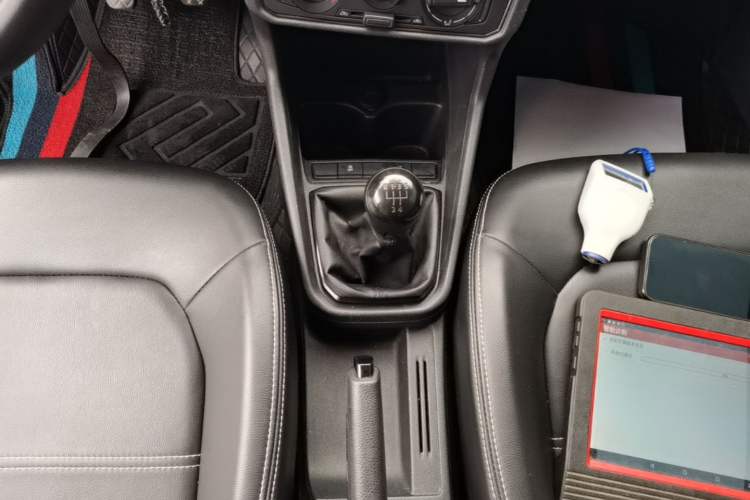 Used Volkswagen Santana 2019 1.5L Manual Fashion Edition China VI Standard Gear Lever
