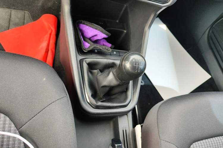 Used Volkswagen Santana 2019 1.5L Manual Fashion Edition China VI Standard Gear Lever