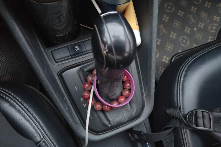 Used Volkswagen Santana 2019 1.5L Automatic Fashion Edition China VI Gear Lever