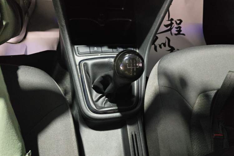 Used Volkswagen Santana 2019 1.5L Manual Fashion Edition China VI Standard Gear Lever