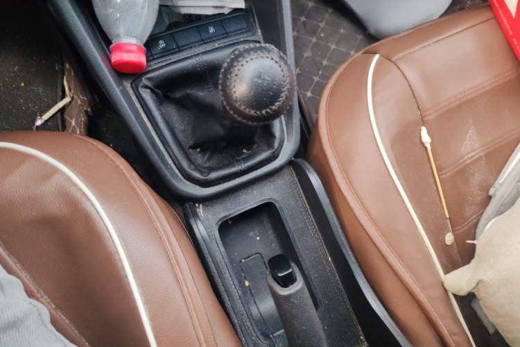 Used Volkswagen Santana 2019 1.5L Manual Fashion Edition China VI Standard Gear Lever