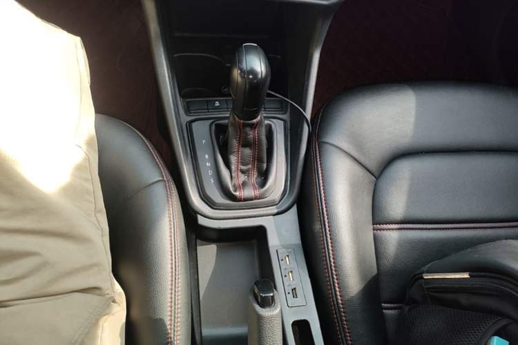 Used Volkswagen Santana 2019 Haona 1.5L Automatic Fashion Edition China VI Standard Gear Lever