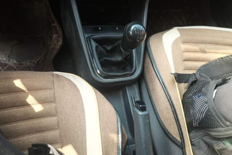 Used Volkswagen Santana 2019 1.5L Manual Fashion Edition China VI Standard Gear Lever