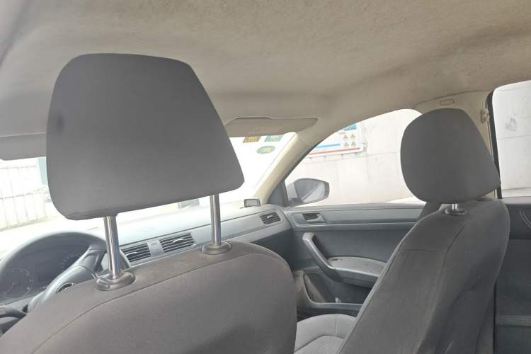 Used Volkswagen Santana 2019 1.5L Manual Fashion Edition China VI Standard Headliner
