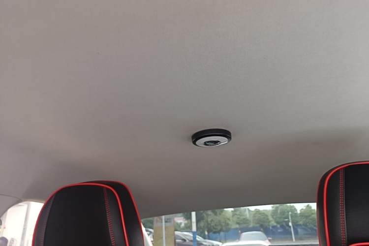 Used Volkswagen Santana 2019 1.5L Automatic Fashion Edition China VI Headliner