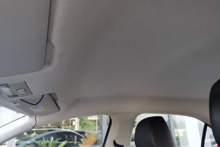Used Volkswagen Santana 2019 1.5L Automatic Fashion Edition China VI Headliner