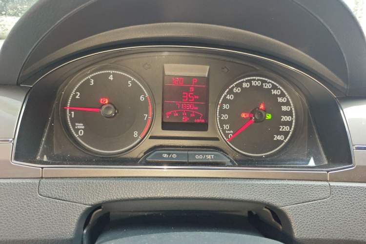 Used Volkswagen Santana 2019 1.5L Automatic Comfort Edition China V Standard Instrument Cluster