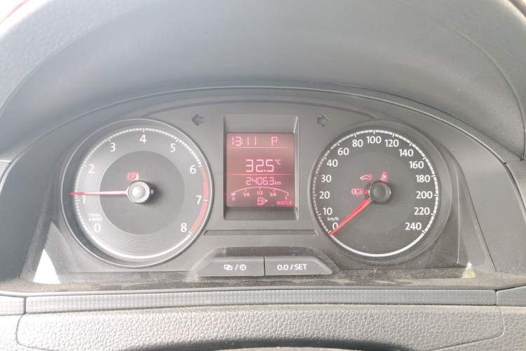 Used Volkswagen Santana 2019 1.5L Automatic Fashion Edition China VI Instrument Cluster