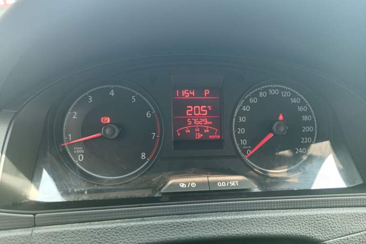 Used Volkswagen Santana 2019 1.5L Automatic Fashion Edition China VI Instrument Cluster