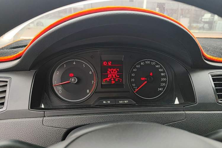 Used Volkswagen Santana 2019 1.5L Manual Fashion Edition China VI Standard Instrument Cluster