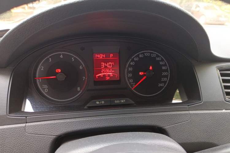 Used Volkswagen Santana 2019 1.5L Automatic Fashion Edition China VI Instrument Cluster
