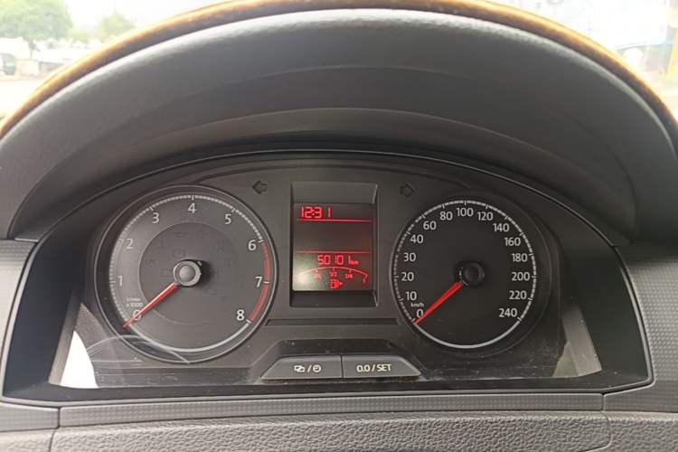 Used Volkswagen Santana 2019 1.5L Automatic Fashion Edition China VI Instrument Cluster