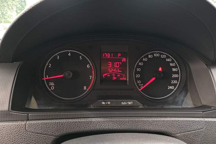 Used Volkswagen Santana 2019 1.5L Automatic Fashion Edition China VI Instrument Cluster