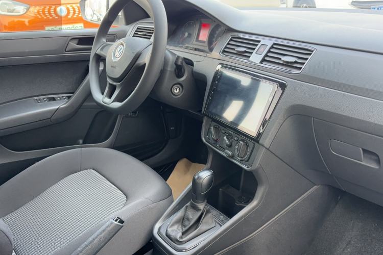 Used Volkswagen Santana 2019 1.5L Automatic Fashion Edition China VI Interior 1