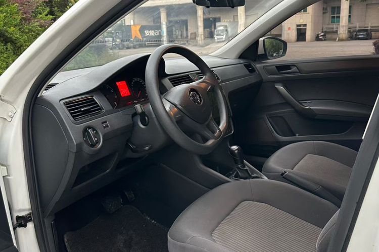 Used Volkswagen Santana 2019 1.5L Automatic Fashion Edition China VI Interior 2