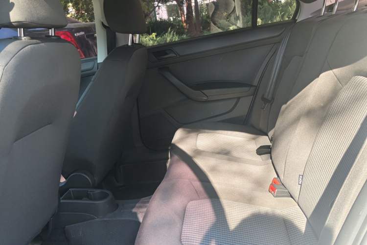 Used Volkswagen Santana 2019 1.5L Automatic Fashion Edition China VI Interior 2